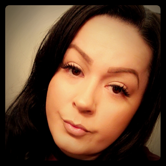 Meet your Posher, Tierra - Picture 1 of 1